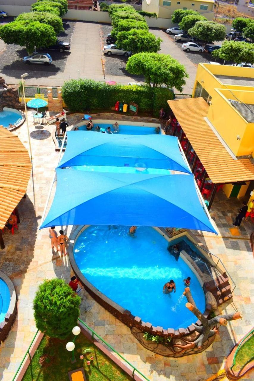 Lindos Flats Com 7 Piscinas, Bar Molhado, Restaurante - Perto Do Centro De Caldas Novas! Lägenhet Exteriör bild